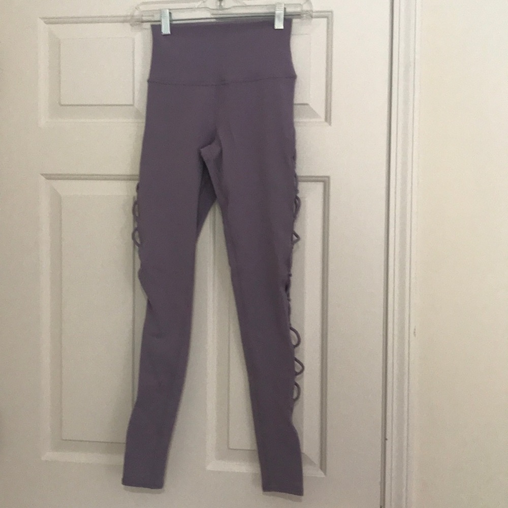 Alo yoga leggings